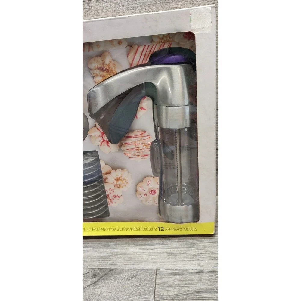 Wilton Preferred Press Cookie Press Set 12 Stainless Steel Discs Gray Clear